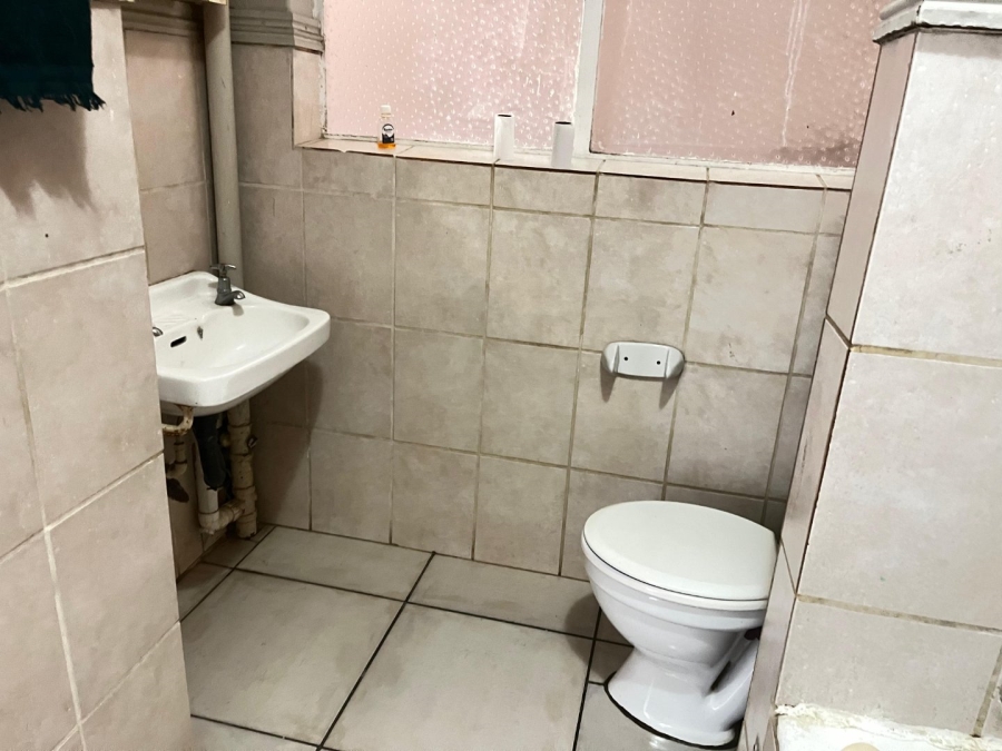 1 Bedroom Property for Sale in Potchefstroom North West